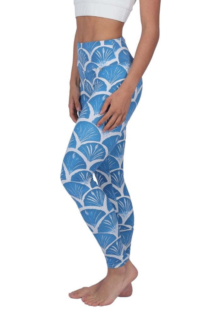 Shakti Shanti Shell leggings
