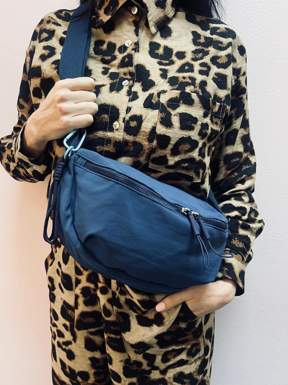 Ateljee Nova Cross-body Bag