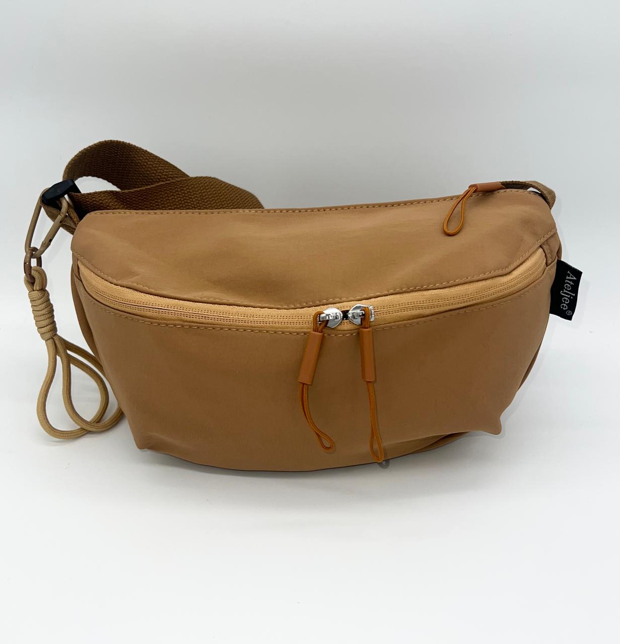 Ateljee Nova Cross-body Bag